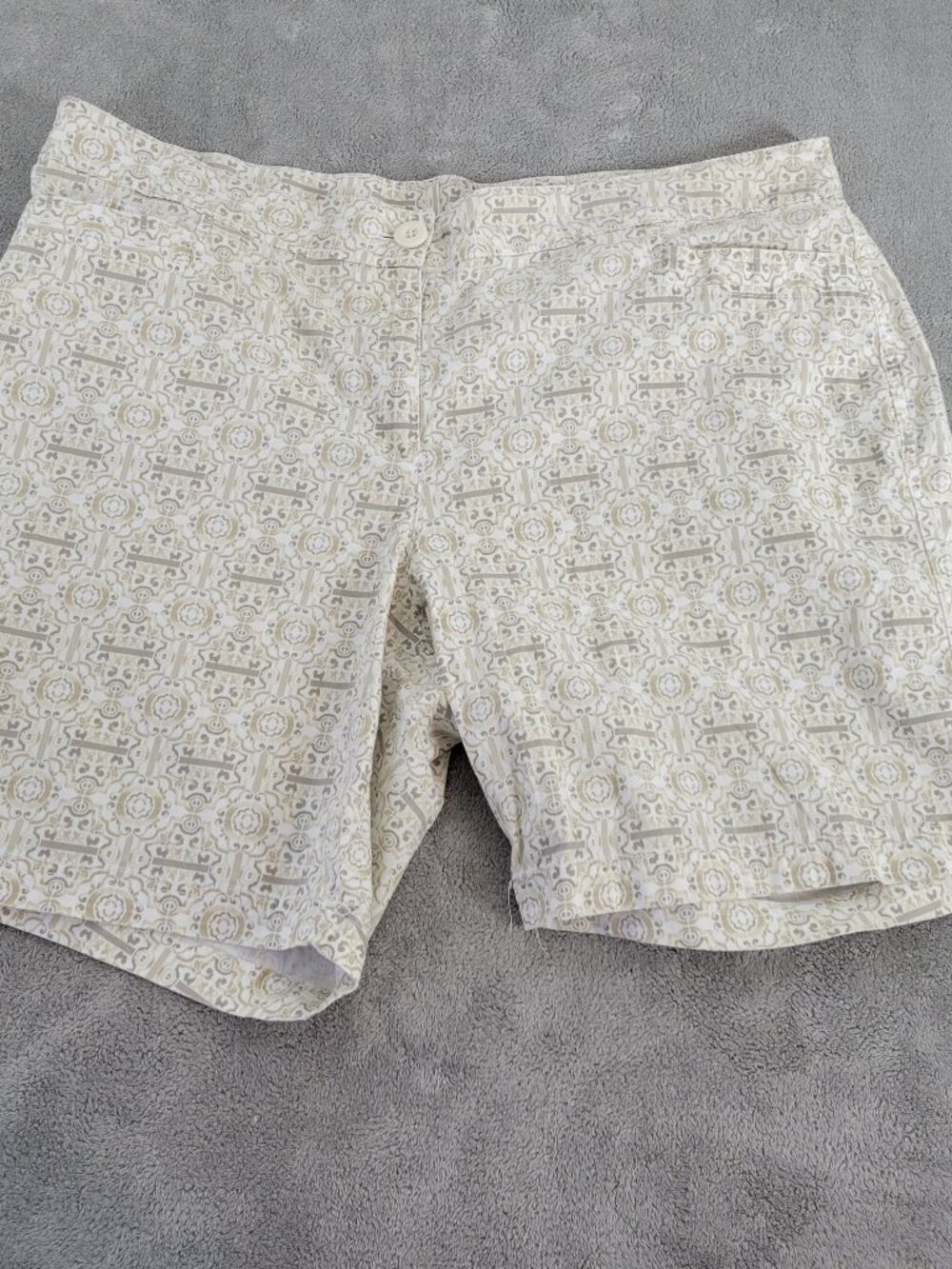 Coral Bay 18 Beige Gray Geometric Shorts Stretch Elastic Waist Chino GEO95E